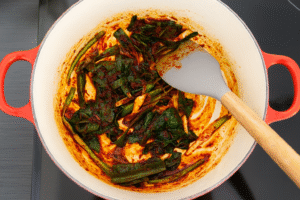 ajout-des-épices-yukgaejang