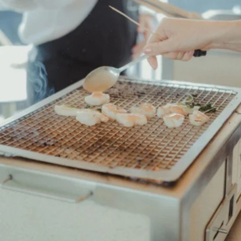 konro-grill-inox-design-moderne-cuisson-japonaise