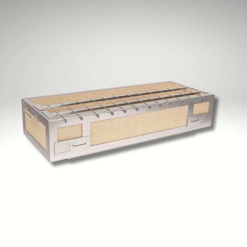 Support hibachi positionné sur grill Kasai XXL – vue détail